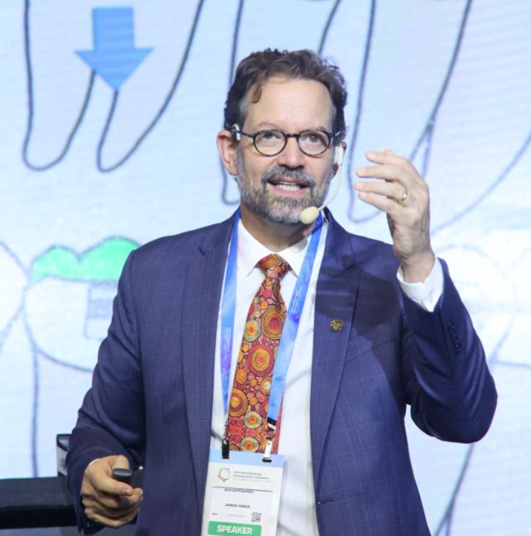 Dr. Jorge Faber